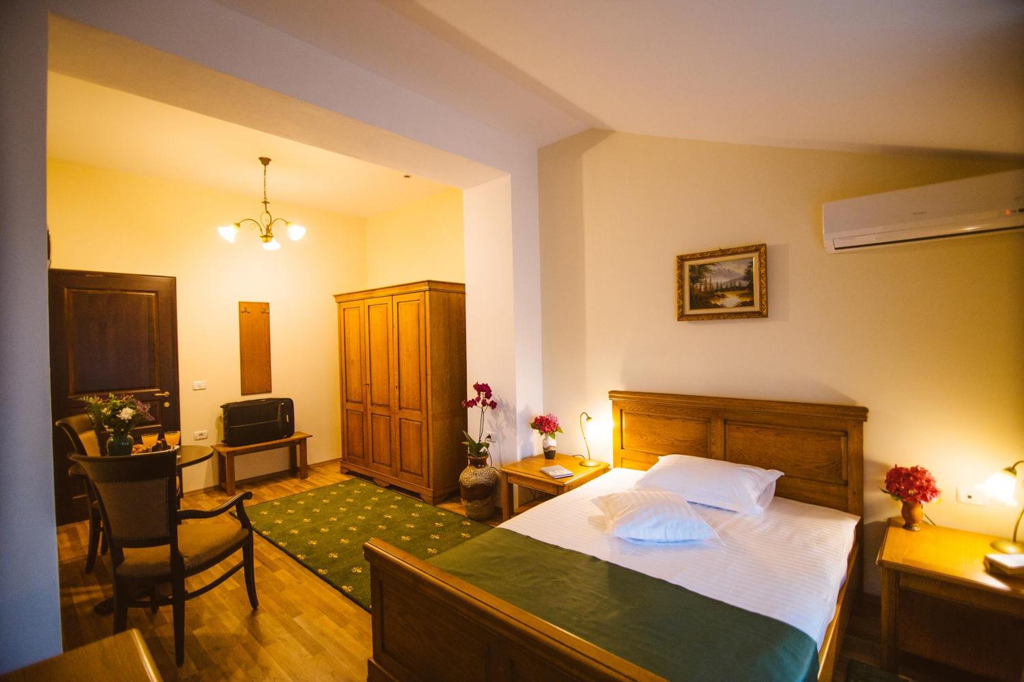 Hotel Karlhof à Sebeş Chambre photo