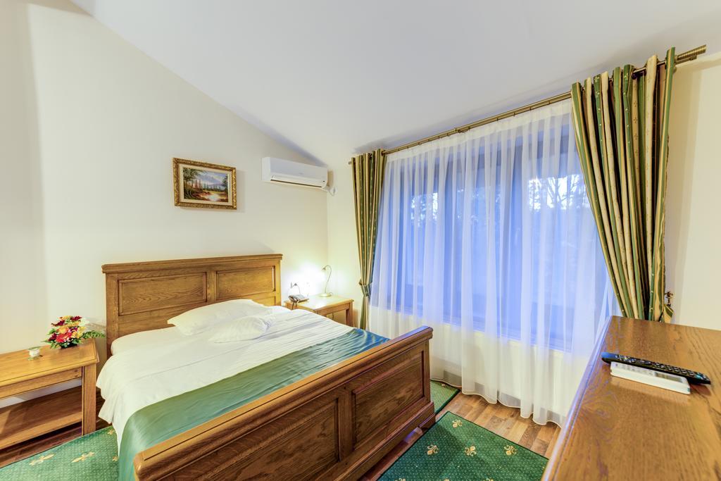 Hotel Karlhof à Sebeş Extérieur photo